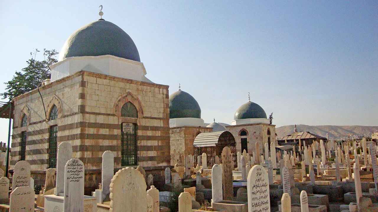 "مقبرة باب الصغير".. شاهدة على تاريخ دمشق الروحي والإسلامي