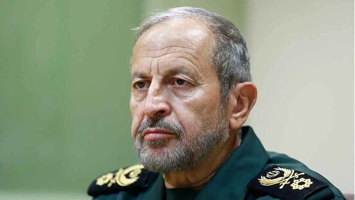 أعلنت إيران وفاته.. من هو قائد الباسيج السابق علي رضا أفشار؟