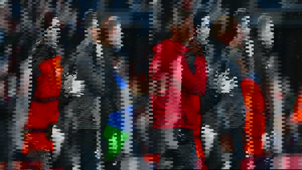 أرتيتا "المفعم بالحيوية" يكيل المديح للروح القتالية للاعبي آرسنال