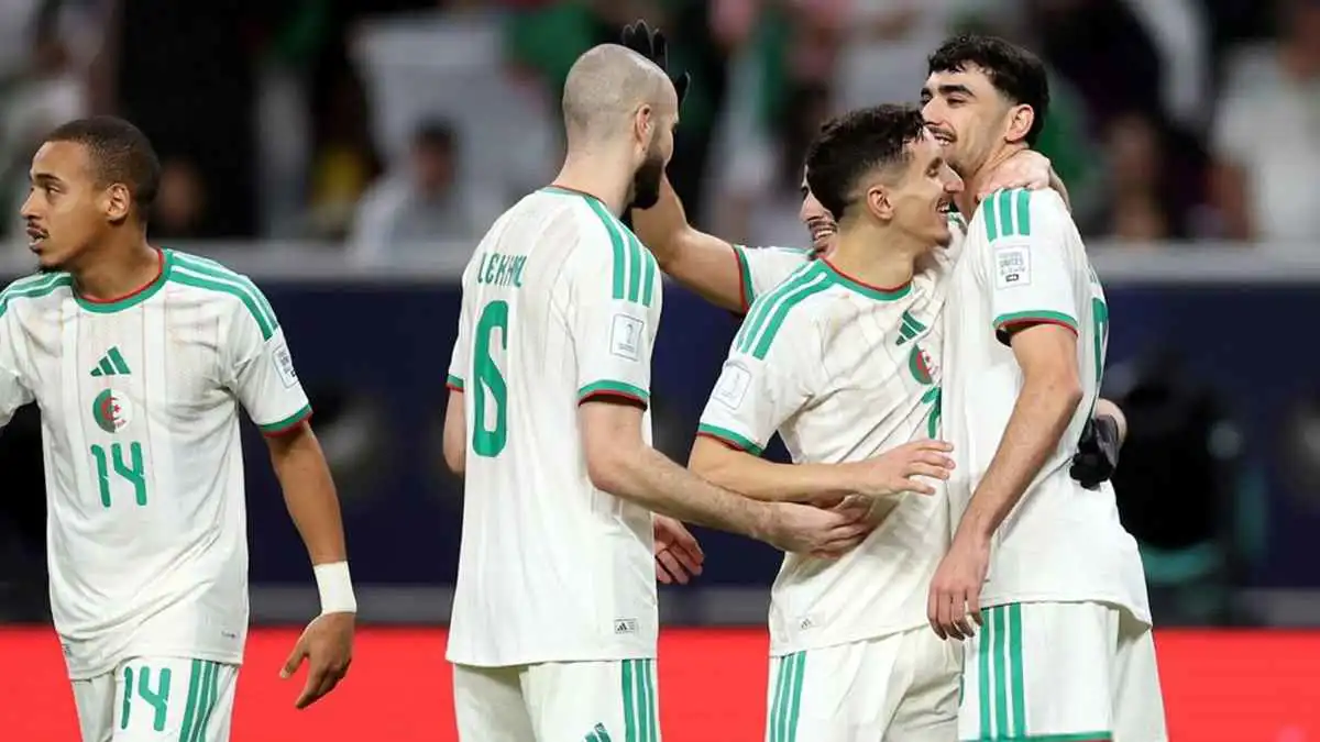 رد حاسم حول مفاوضات الأهلي المصري مع نجم منتخب الجزائر