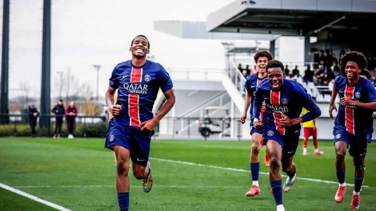 بعد إسماعيل الغربي.. لاعب سان جيرمان يوافق على تمثيل منتخب تونس