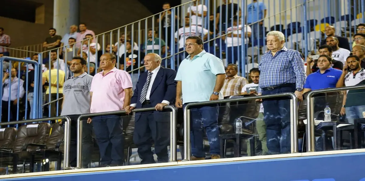 رئيس نادي الزمالك: هناك لاعب يسكر في الفريق و6 سيرحلون.. ولسنا تحت أمر الأهلي (فيديو)