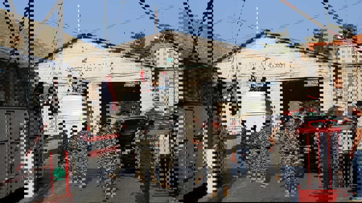 مسؤول أمني: لبنان توسط لدى سوريا للإفراج عن مواطن أمريكي‎