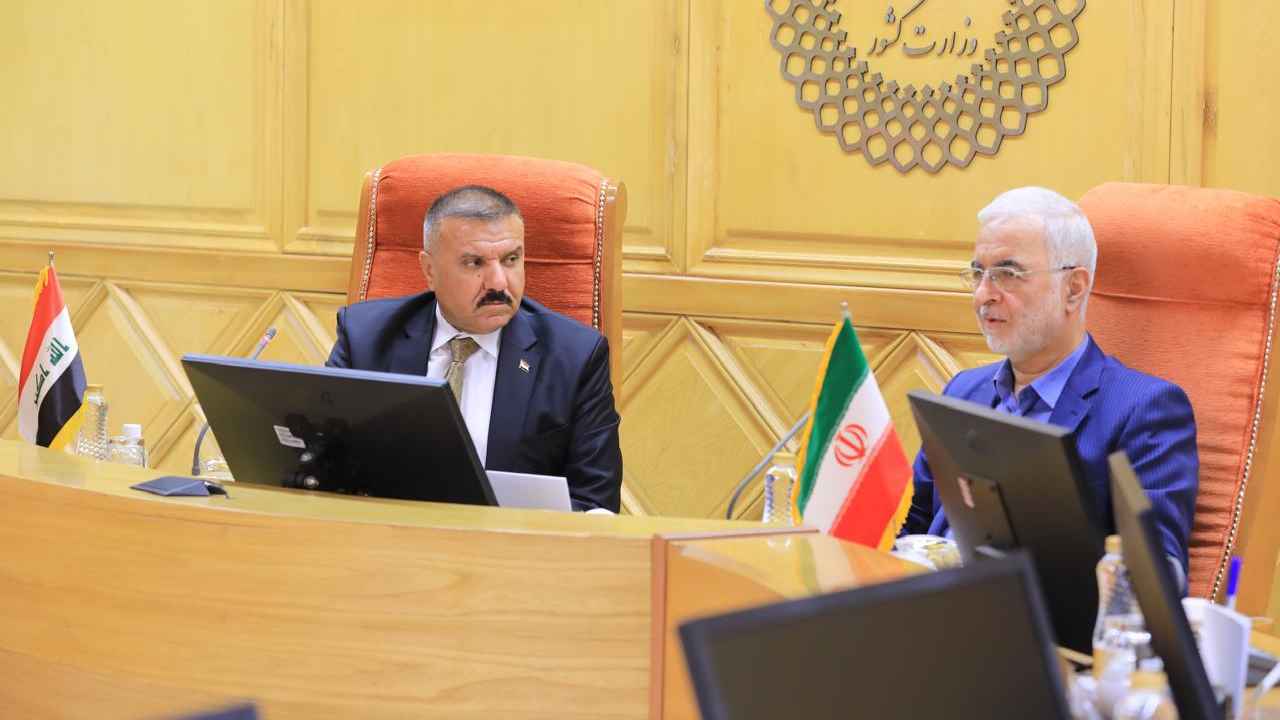 بعد "إنذار" أخير من واشنطن.. العراق يوجه رسالة "حازمة" إلى إيران