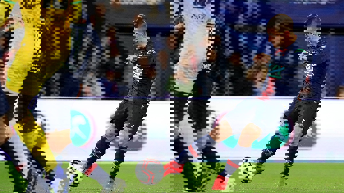 ماركو فيراتي يحسم مستقبله مع باريس سان جيرمان