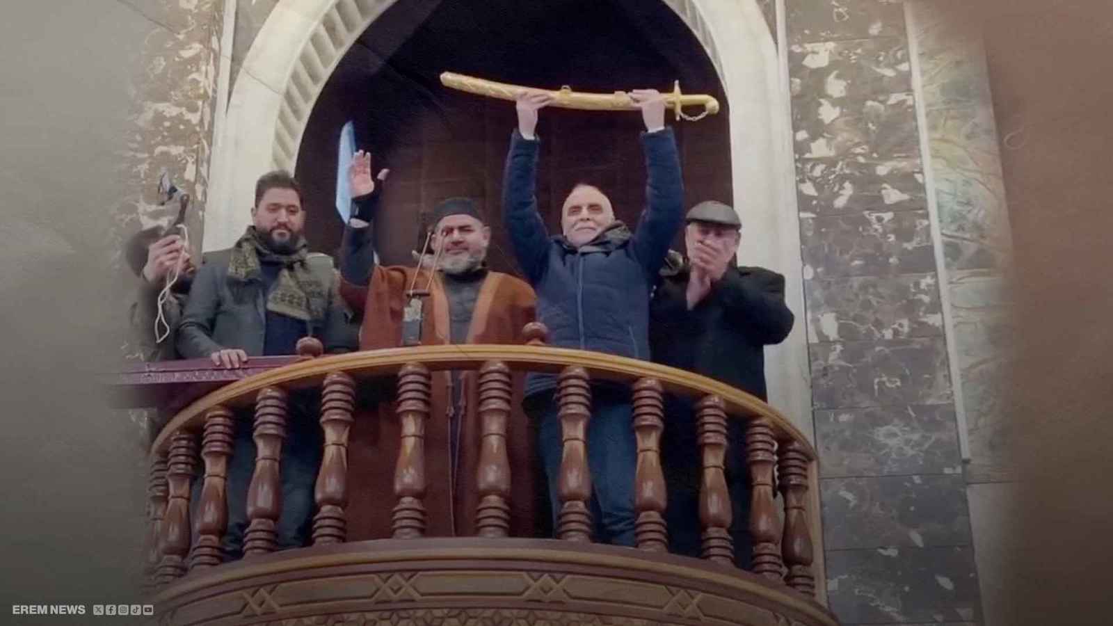 تكريم الطيار الذي عصى الأسد