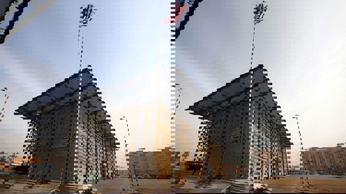 أنباء "رحيل السفارات" من بغداد إلى كردستان تثير قلقاً واسعاً في العراق