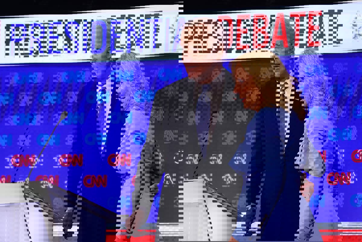 لإنقاذه من "الورطة".. عائلة بايدن تحمل مستشاريه مسؤولية فشله في المناظرة