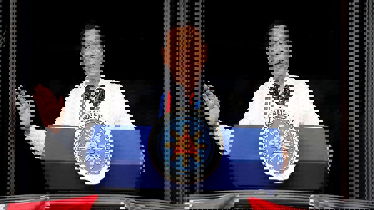 رئيس الفلبين يهدد بـ"إعلان الحرب" على كندا