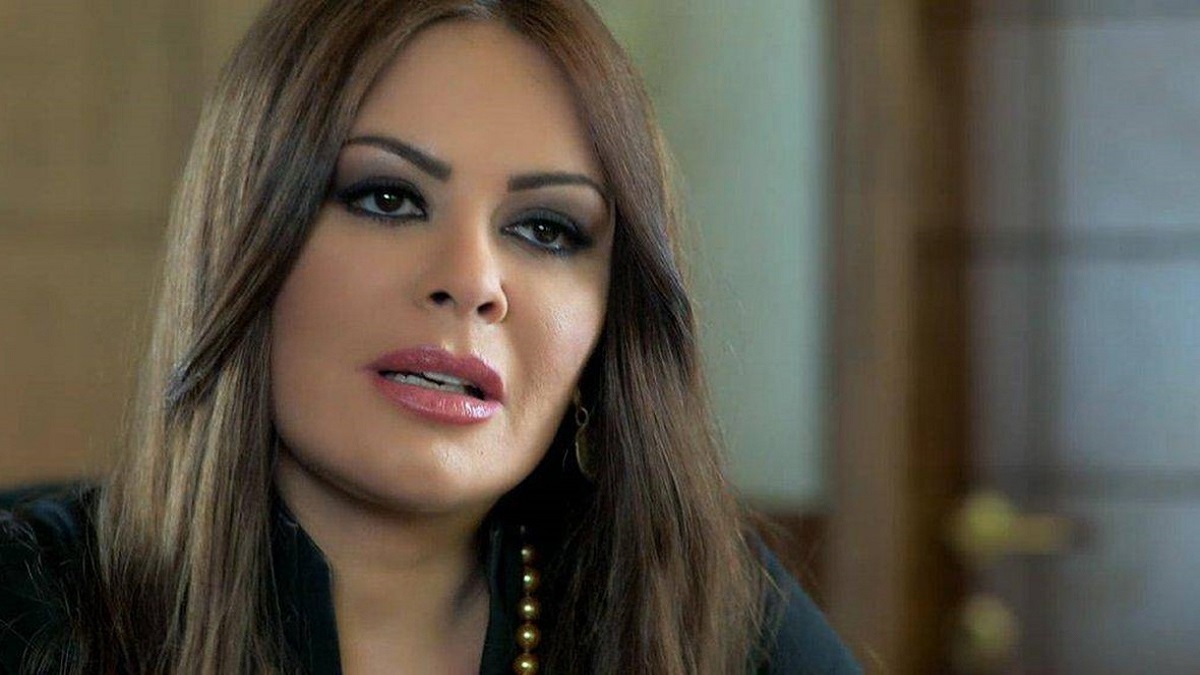 كارمن لبس ردا على انتقادات: مسلسل "2020" لا يروج للشر والبلطجة