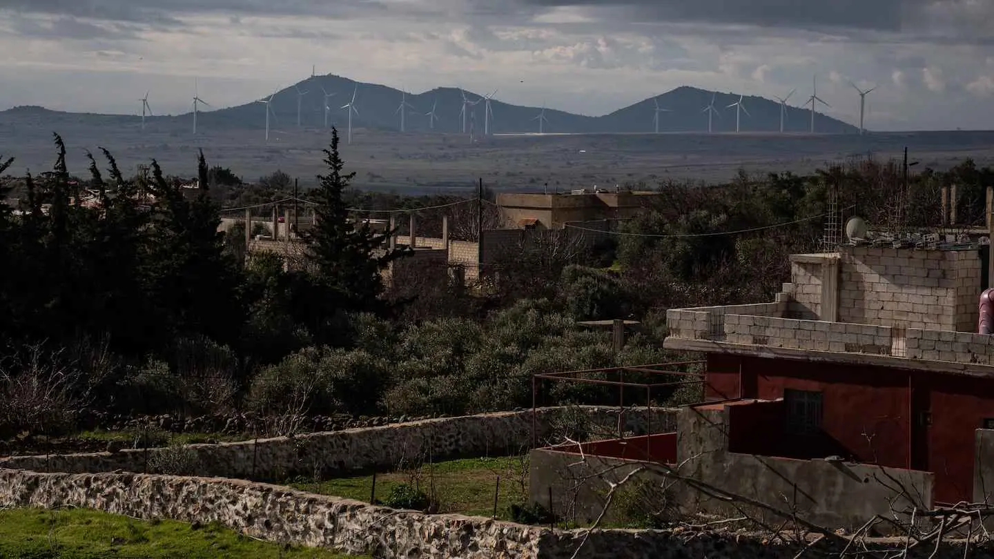 ليس مجرد "وجود مؤقت".. صور أقمار صناعية تكشف عن توسع إسرائيلي في سوريا