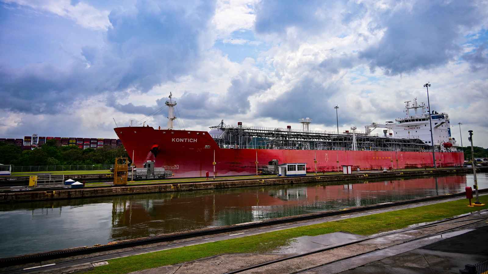 "حرب الموانئ".. كيف أصبحت قناة بنما نقطة مواجهة بين أمريكا والصين؟