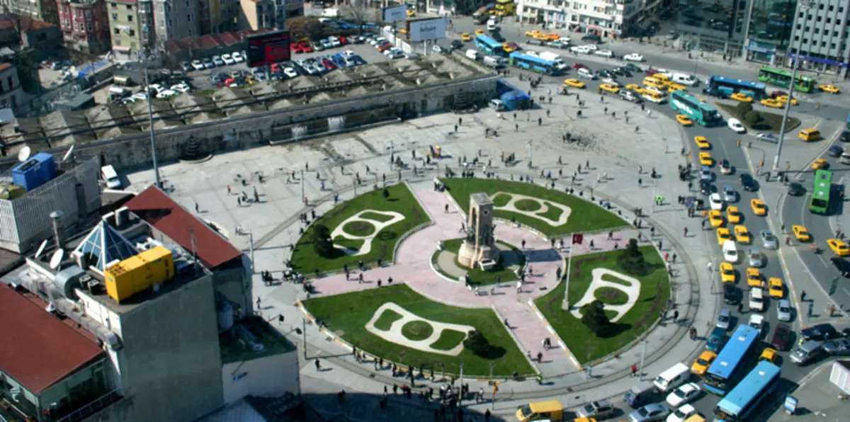 ما هدف أردوغان من بناء مسجد في معقل العلمانية وسط اسطنبول؟