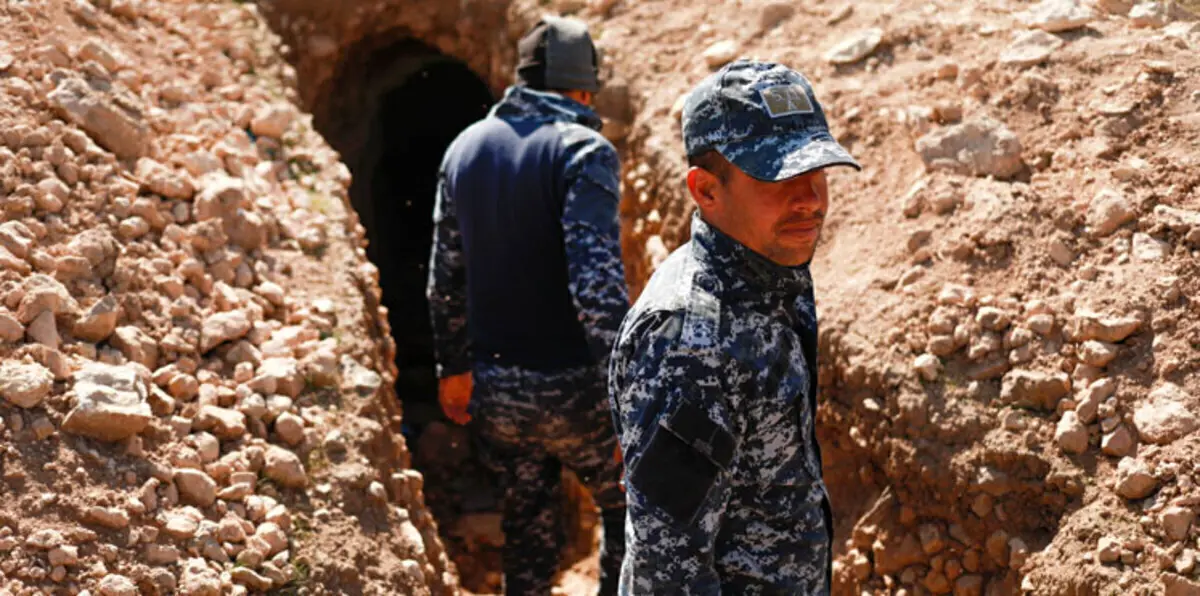 القوات العراقية تسيطر على "حفرة الرعب" الداعشية جنوب الموصل