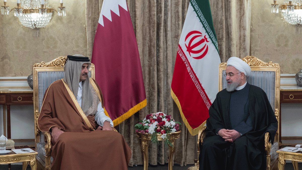 أمير قطر يدعو من طهران إلى خفض التصعيد في المنطقة
