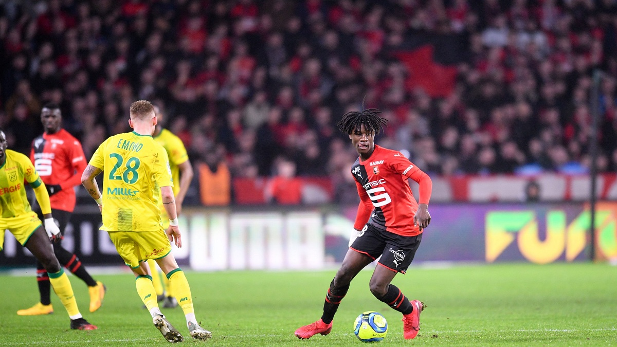 رئيس رين يصدم ريال مدريد بشأن كامافينغا