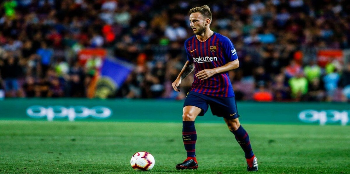 5 أسباب دفعت إيفان راكيتيتش للبقاء في نادي برشلونة