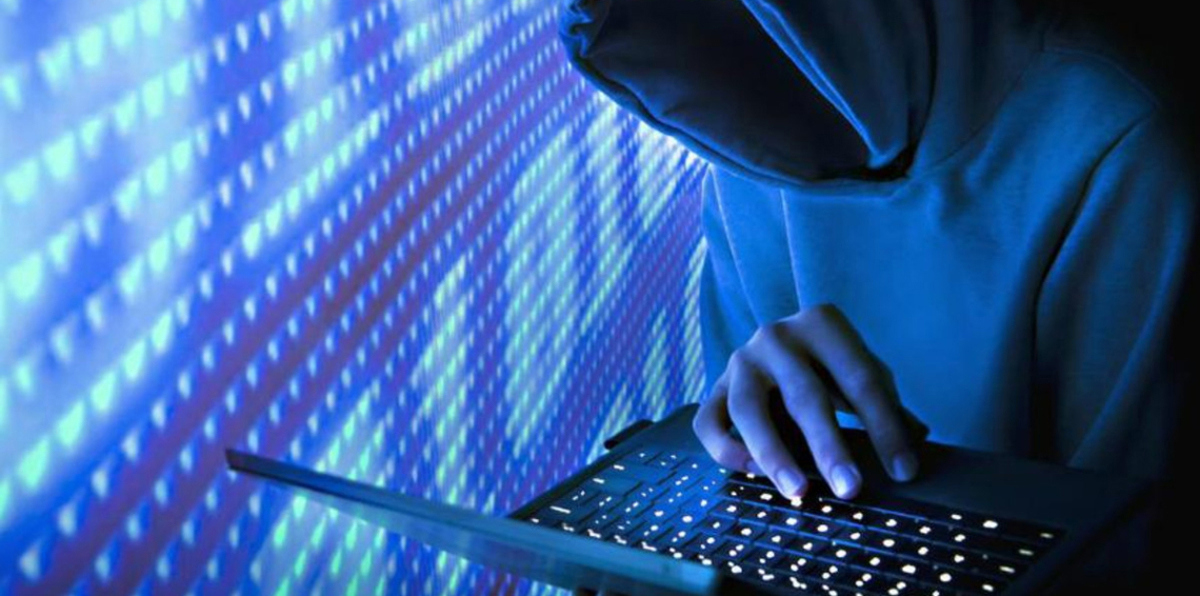 محام كويتي يطالب بحظر استخدام جهاز إسرائيلي في قضايا الجرائم الالكترونية