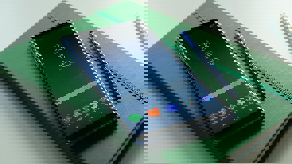 رغم إدخال تحديث هام.. انخفاض سعر سامسونغ "غلاكسي نوت 8" إلى النصف