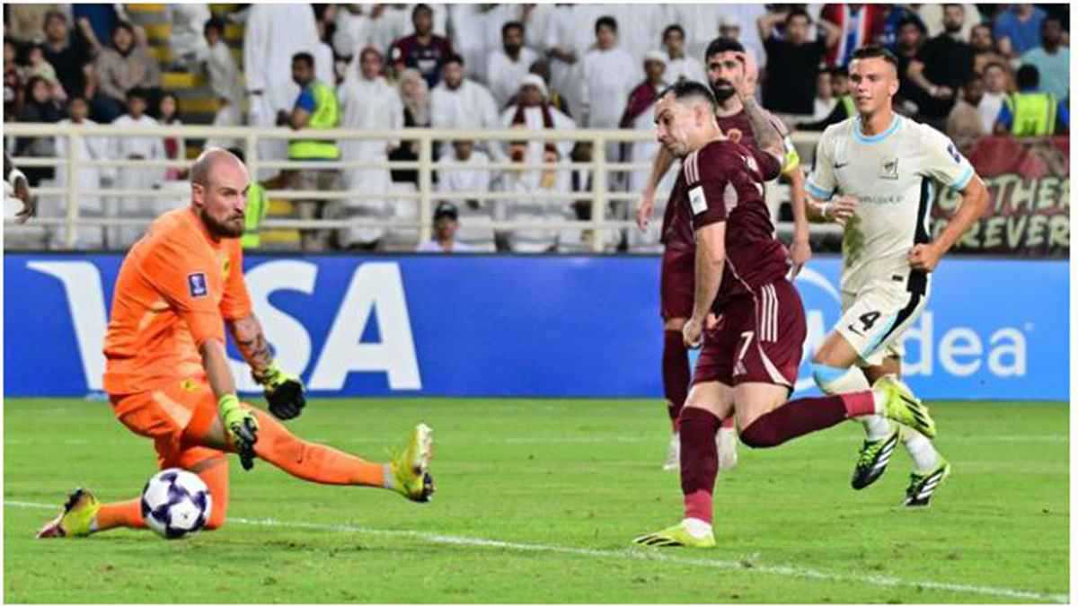 مجهد وحزين.. صورة رايكوفيتش بعد خسارة الاتحاد أمام الوحدة تكتسح الإنترنت