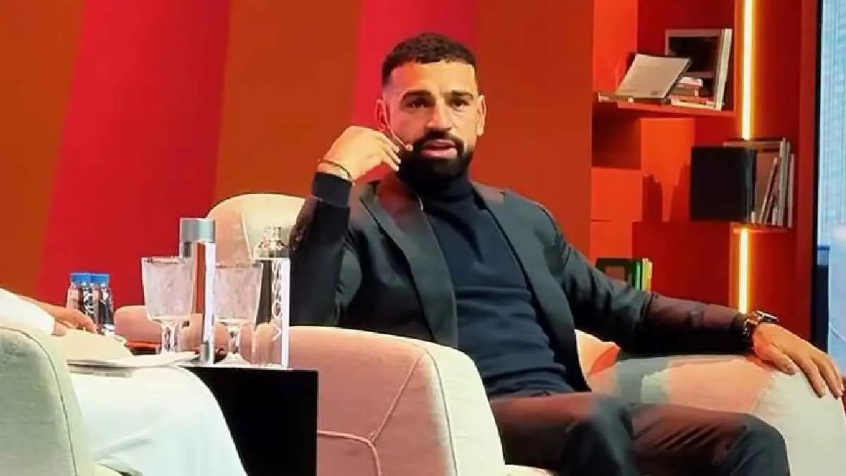 صلاح يكشف عن فريقه المفضل في الدوري الإماراتي