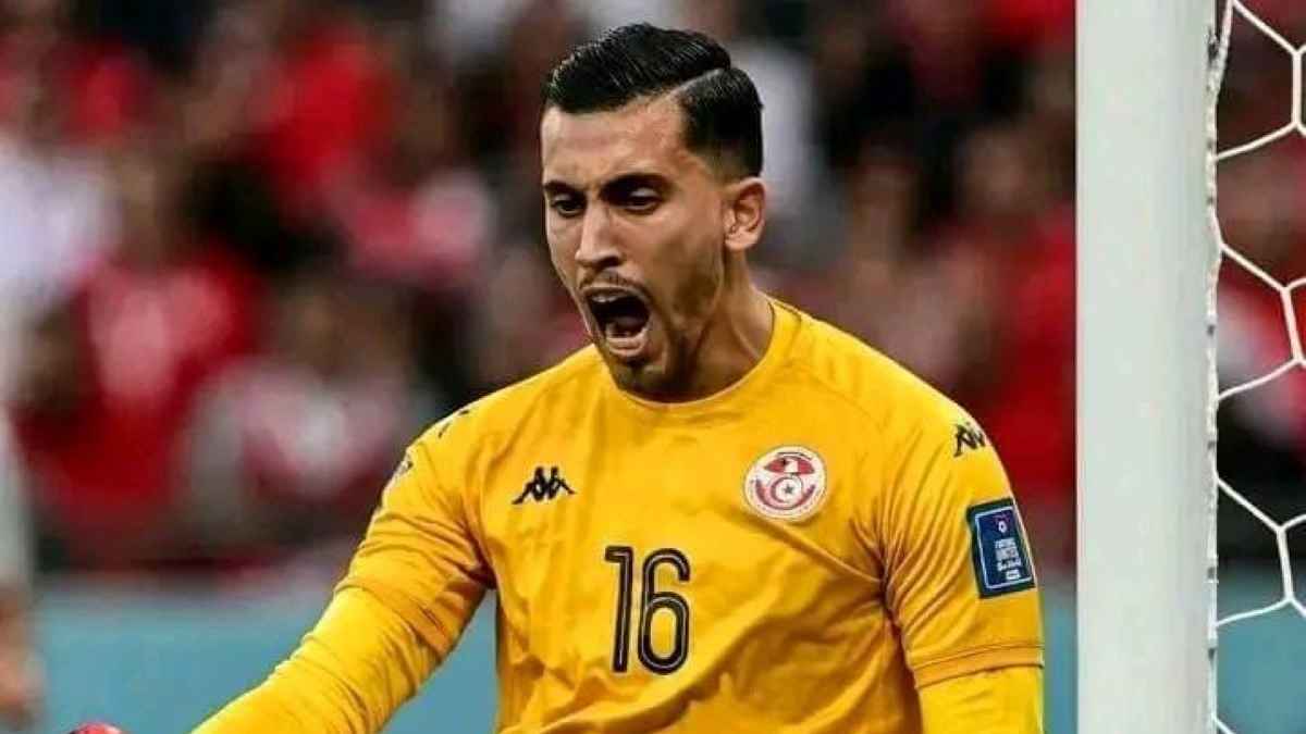 رسميا.. الكشف عن عقوبة حارس الصفاقسي أيمن دحمان بعد القيام بحركة غير أخلاقية