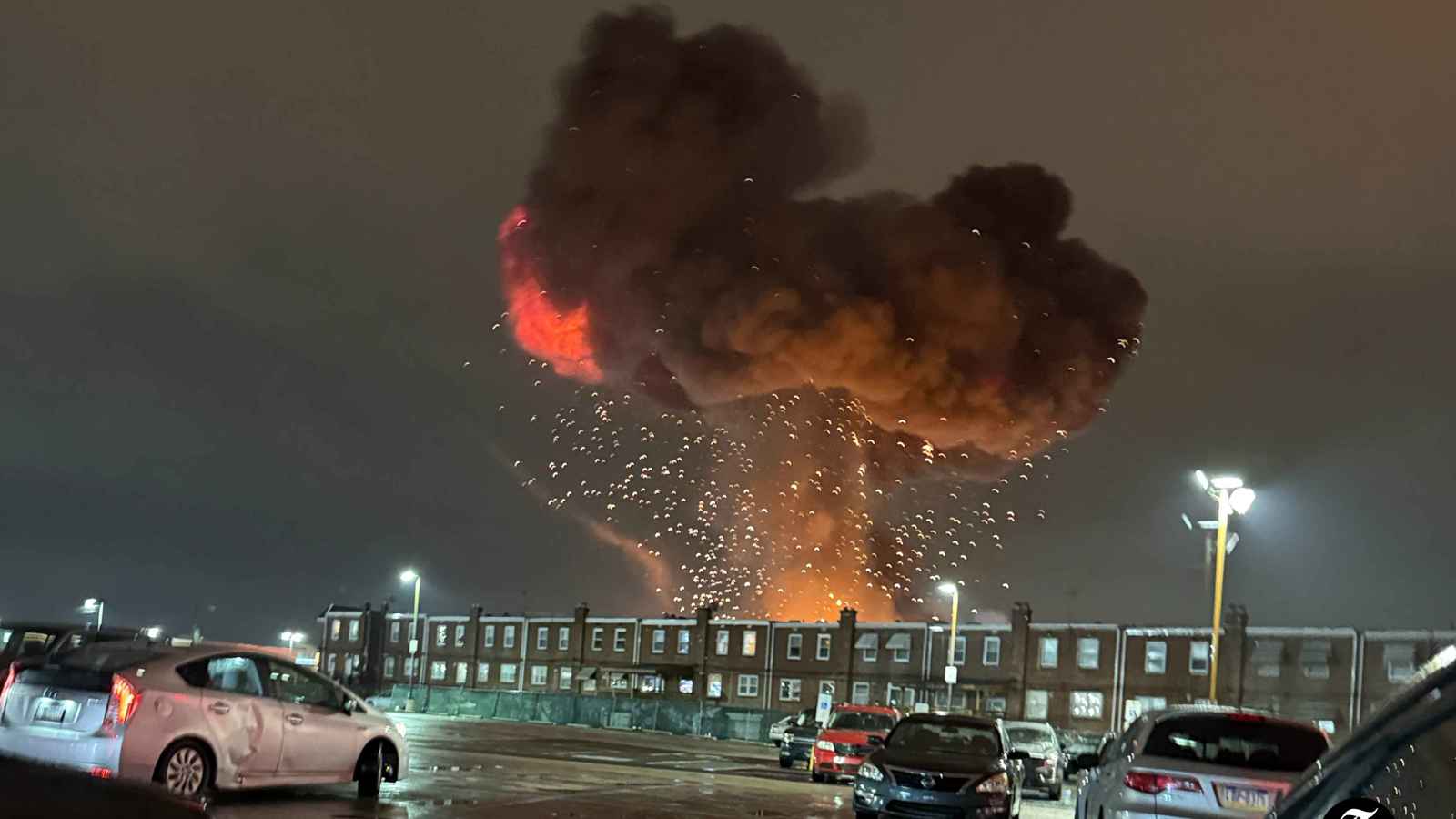 من هو "الطفل المريض" على متن طائرة فيلادلفيا المنكوبة (فيديو)