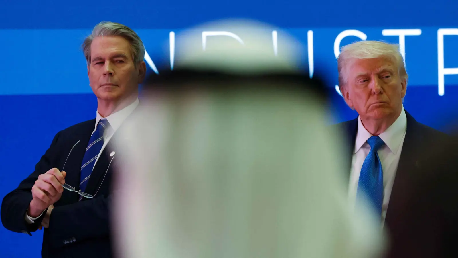 الخزانة الأمريكية تحذر من لا يتفاوض مع واشنطن بـ"حسن نية"