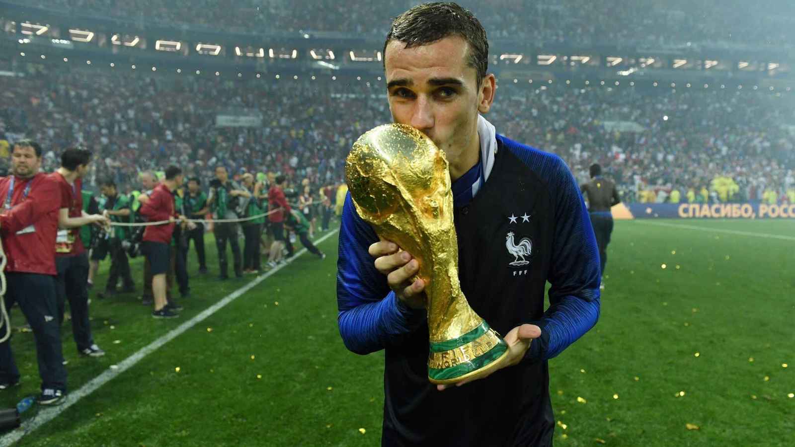 أنطوان غريزمان.. نجم فرنسا الذي صنع بدايات مبابي الذهبية في تاريخ المونديال