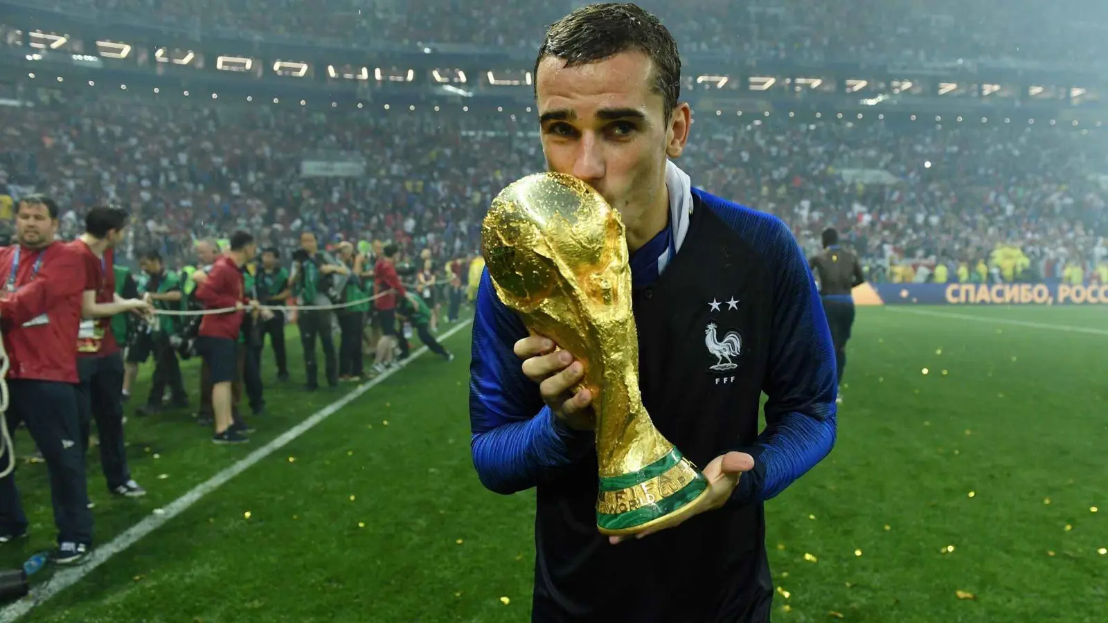 أنطوان غريزمان.. نجم فرنسا الذي صنع بدايات مبابي الذهبية في تاريخ المونديال