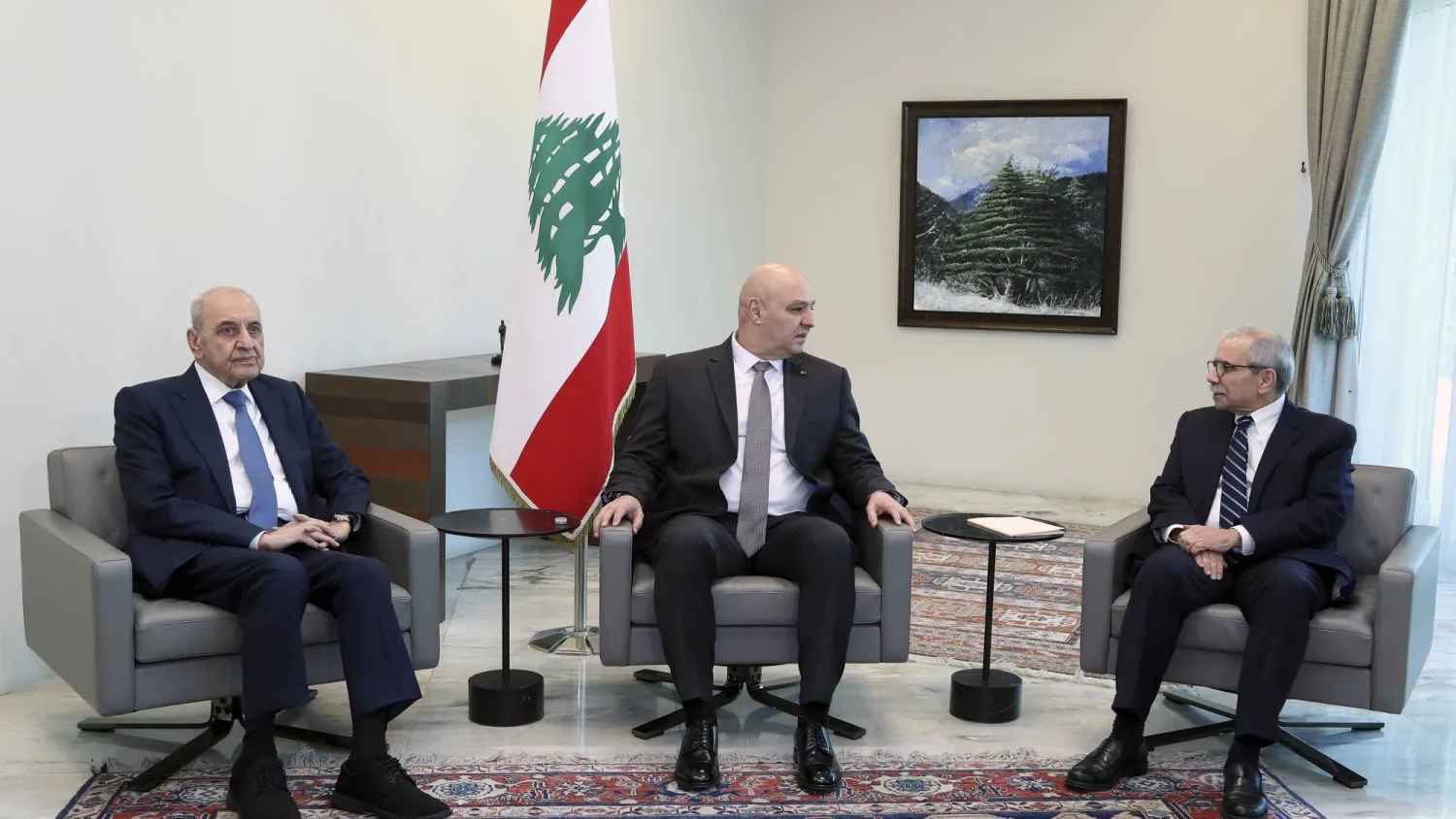 سلاح "حزب الله" يعمّق الانقسام في رأس السلطة اللبنانية