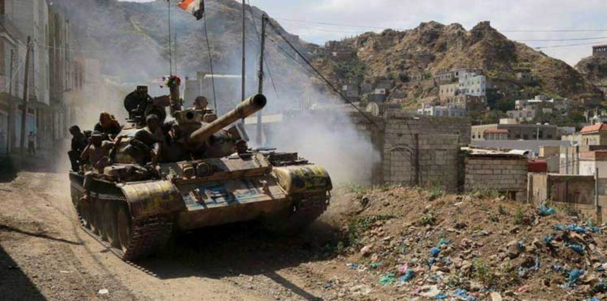 قوات الشرعية تحرر 14 موقعًا في صعدة من قبضة الحوثيين