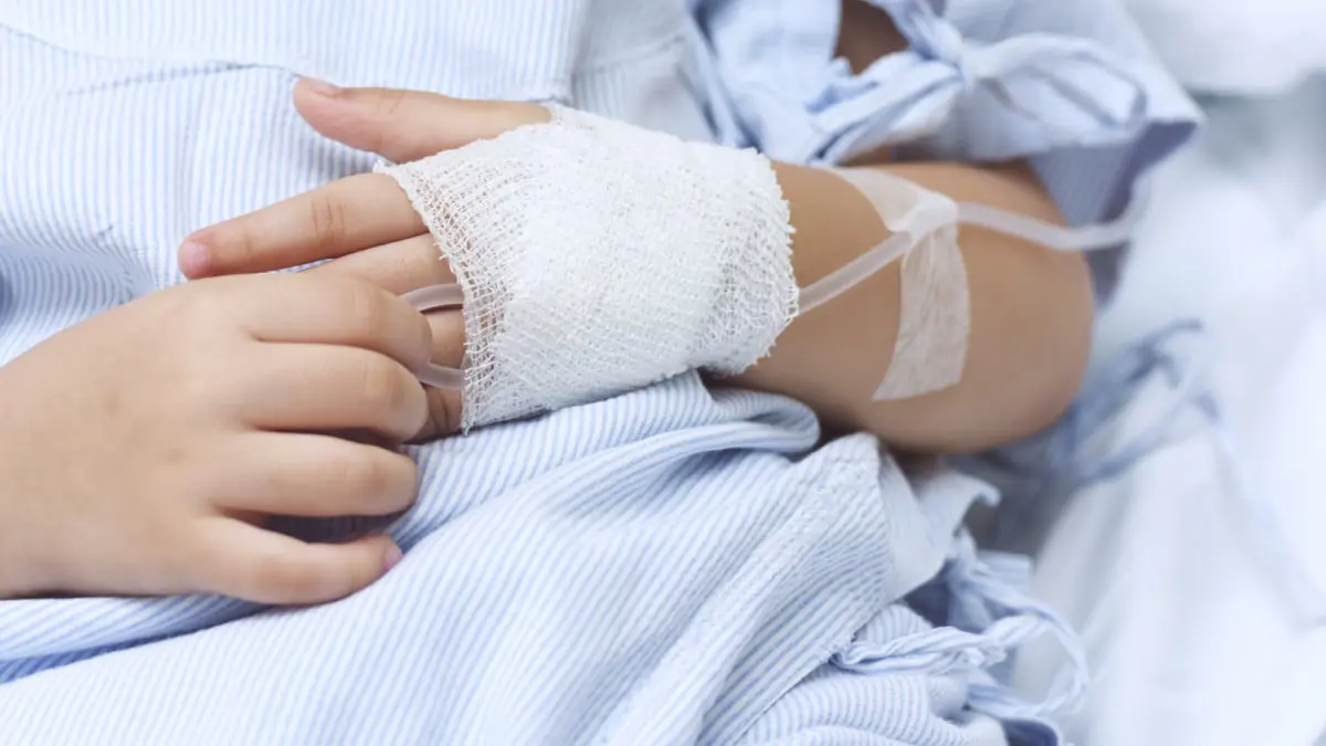 شفاء طفل من ورم دماغي نادر يثير آمالًا كبيرة لدى الباحثين
