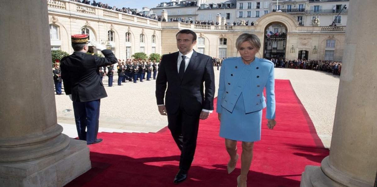 غداة تنصيبه رئيسًا.. ماكرون أمام تحديين: لم شمل الفرنسيين وتوحيد أوروبا