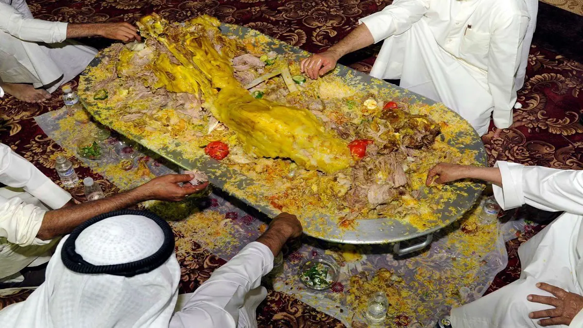 أشهر أطباء القلب في السعودية ينصح مواطنيه بترك عادة كرم شهيرة