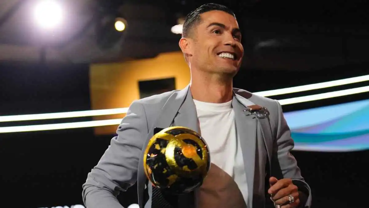 كريستيانو رونالدو وسالم الدوسري ولامين يامال.. 10 جوائز تشعل حفل غلوب سوكر
