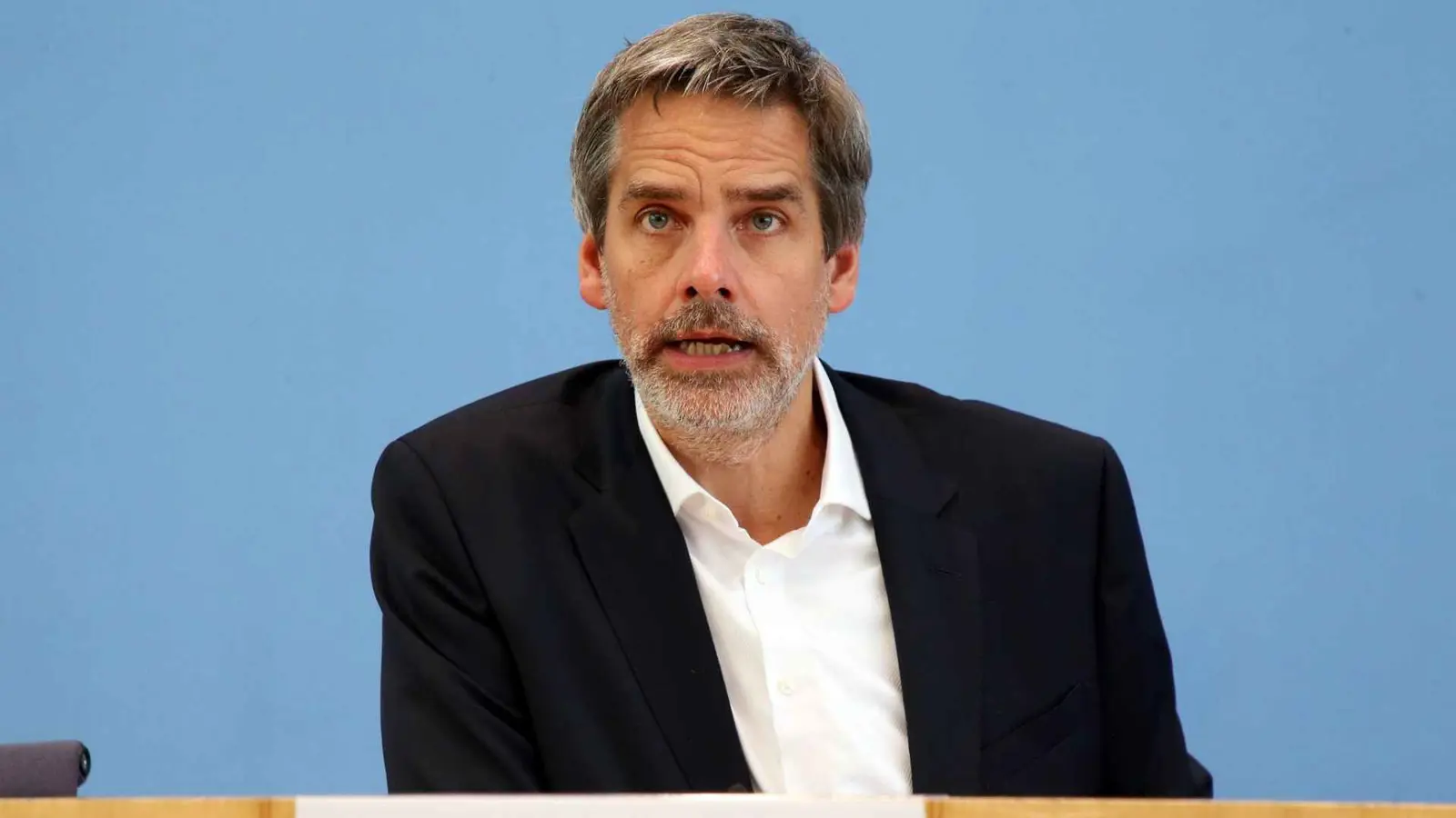 أوروبا تتأهب لفرض عقوبات جديدة على موسكو