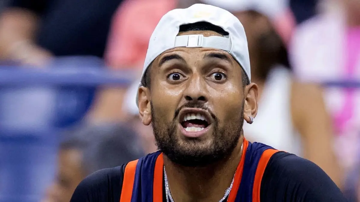 معاقبة كيريوس بغرامة بسبب البصق وألفاظ غير لائقة