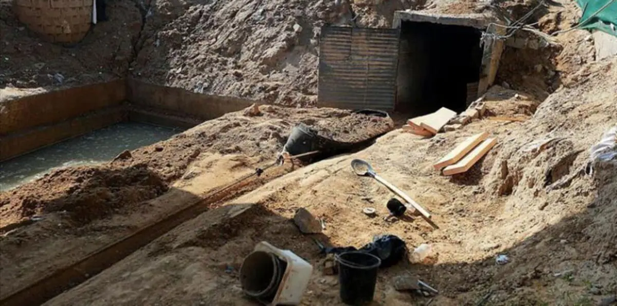 الجيش المصري يدمر نفقًا على حدود غزة ويضبط 197 مهاجرًا غير شرعي