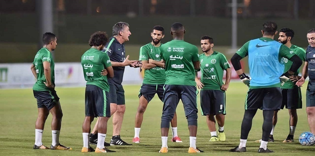 إدغاردو باوزا يُعلن قائمة المنتخب السعودي المشاركة في معسكر البرتغال