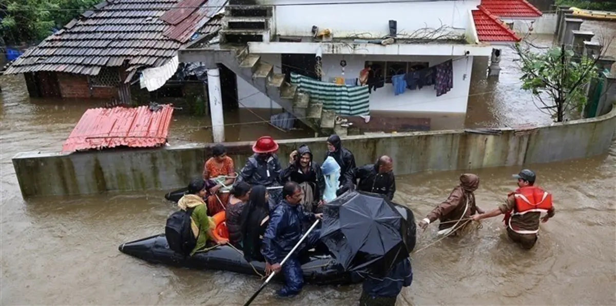 الإمارات تشكل لجنة إغاثة عاجلة لمتضرري "فيضانات كيرلا" في الهند