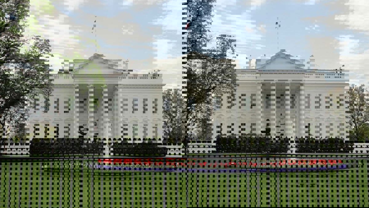 تدابير أمريكية جديدة تستهدف تعطيل صناعة الرقائق الصينية