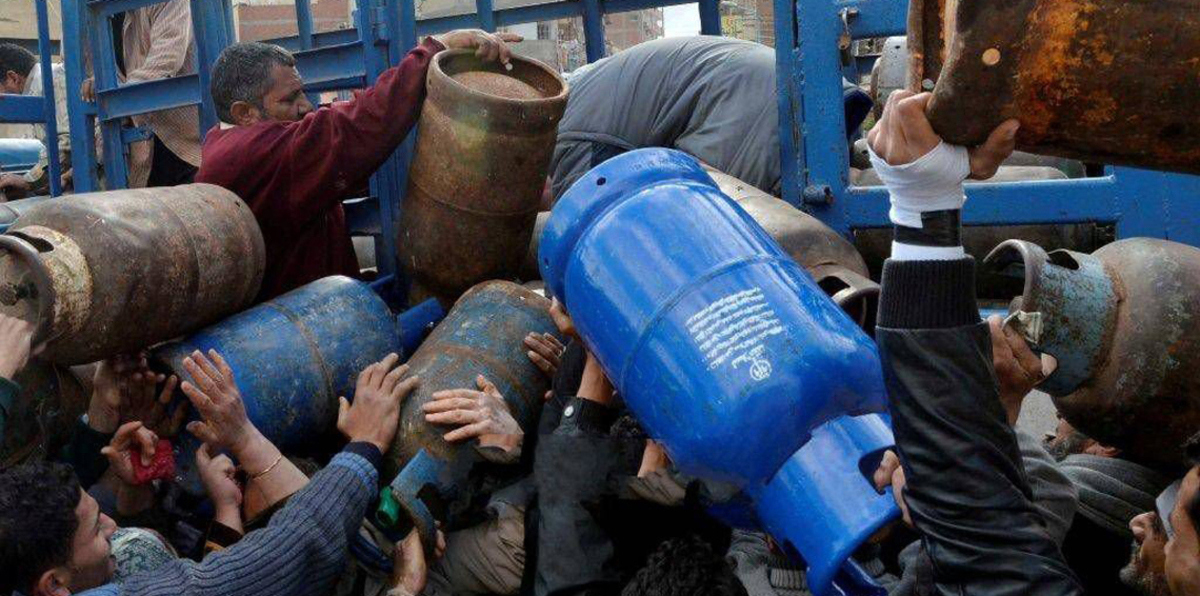 مصر ترفع أسعار الغاز الطبيعي المستخدم في المنازل والنشاط التجاري