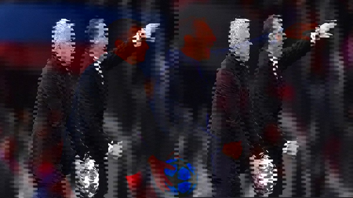 بايرن ميونخ يفاضل بين جوزيه مورينيو وأليغري لخلافة كوفاتش