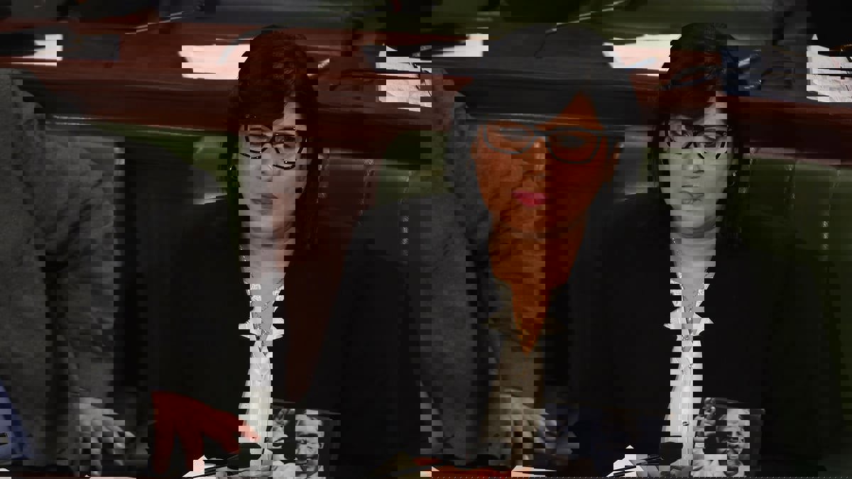 تونس.. عبير موسي تسعى لمقاضاة قيس سعيد والغنوشي والمشيشي