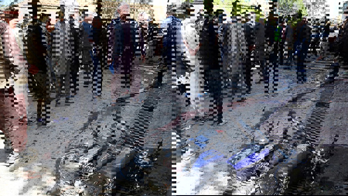 مقتل 3 مدنيين وإصابة 11 آخرين بانفجار شرق أفغانستان