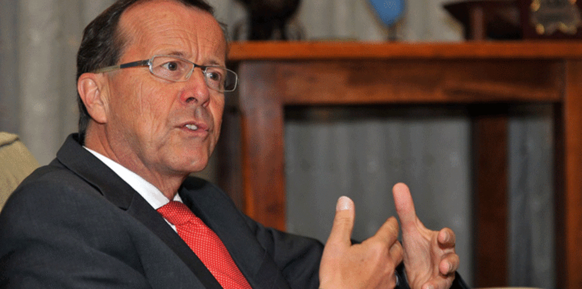 كوبلر يحرج السويحلي وينفي تصريحاته حول انتهاكات بنغازي