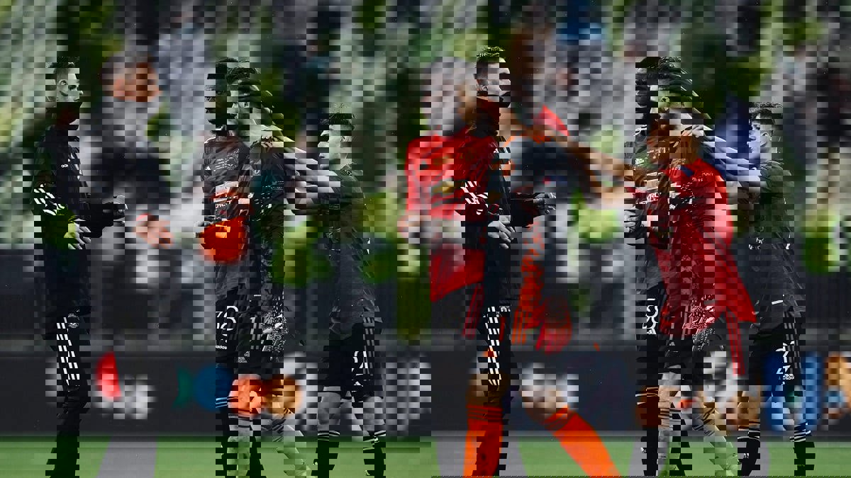 للتخلص منه.. مانشستر يونايتد يضع دي خيا ضمن صفقة أوبلاك