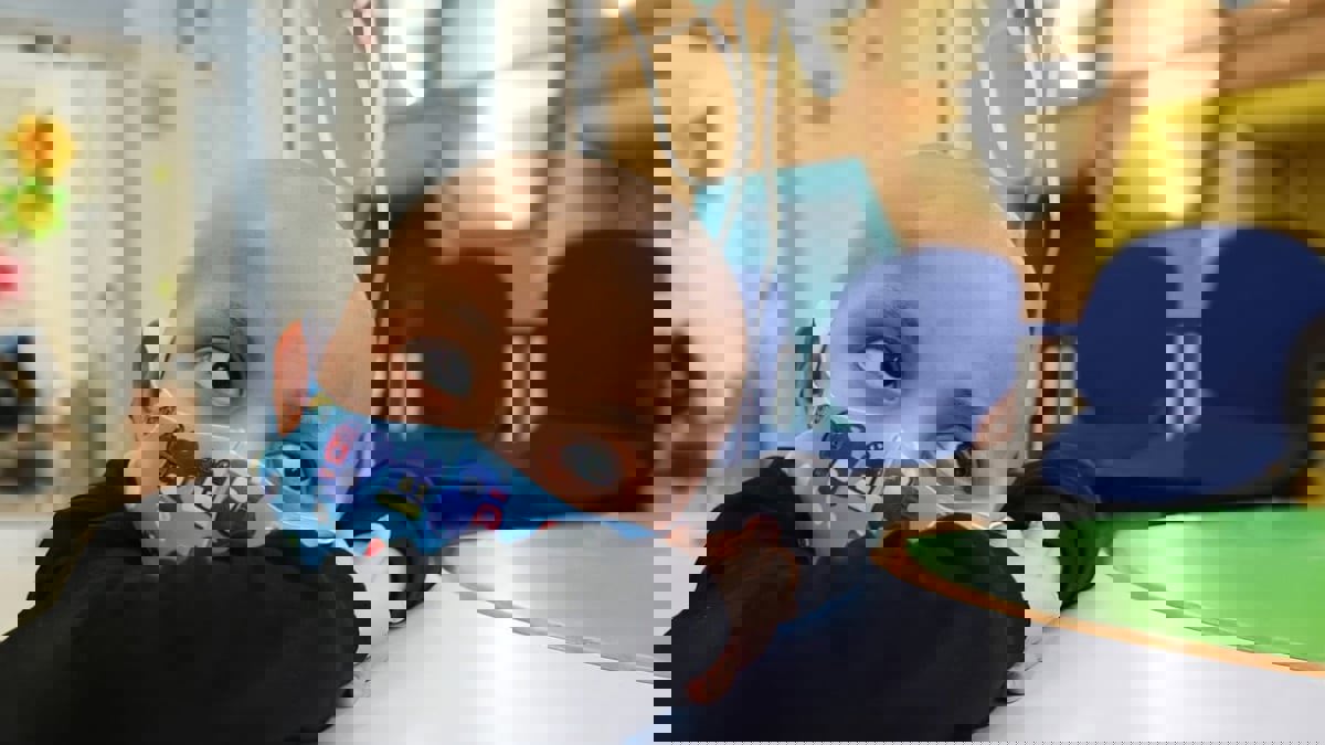 "فيروس الهربس" قد يكون علاجًا واعدًا لسرطان الدماغ لدى الأطفال