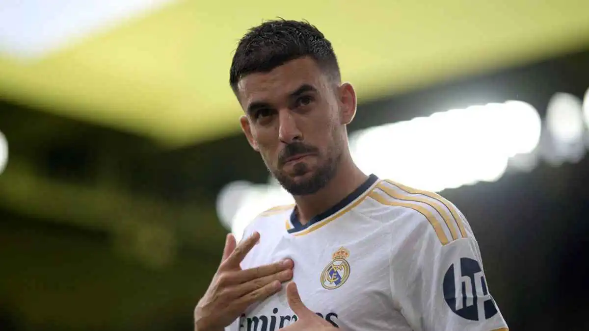 بعد اعتذاره عن خطئه أمام أوساسونا.. ريال مدريد يعلن إصابة داني سيبايوس